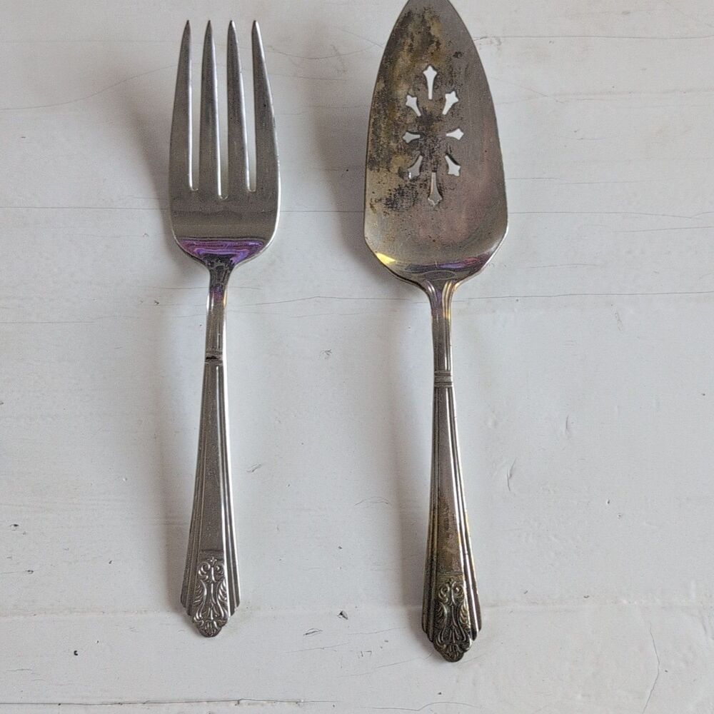 Vintage Royal Saxony 1935 International Silverplate Serving Set of 2